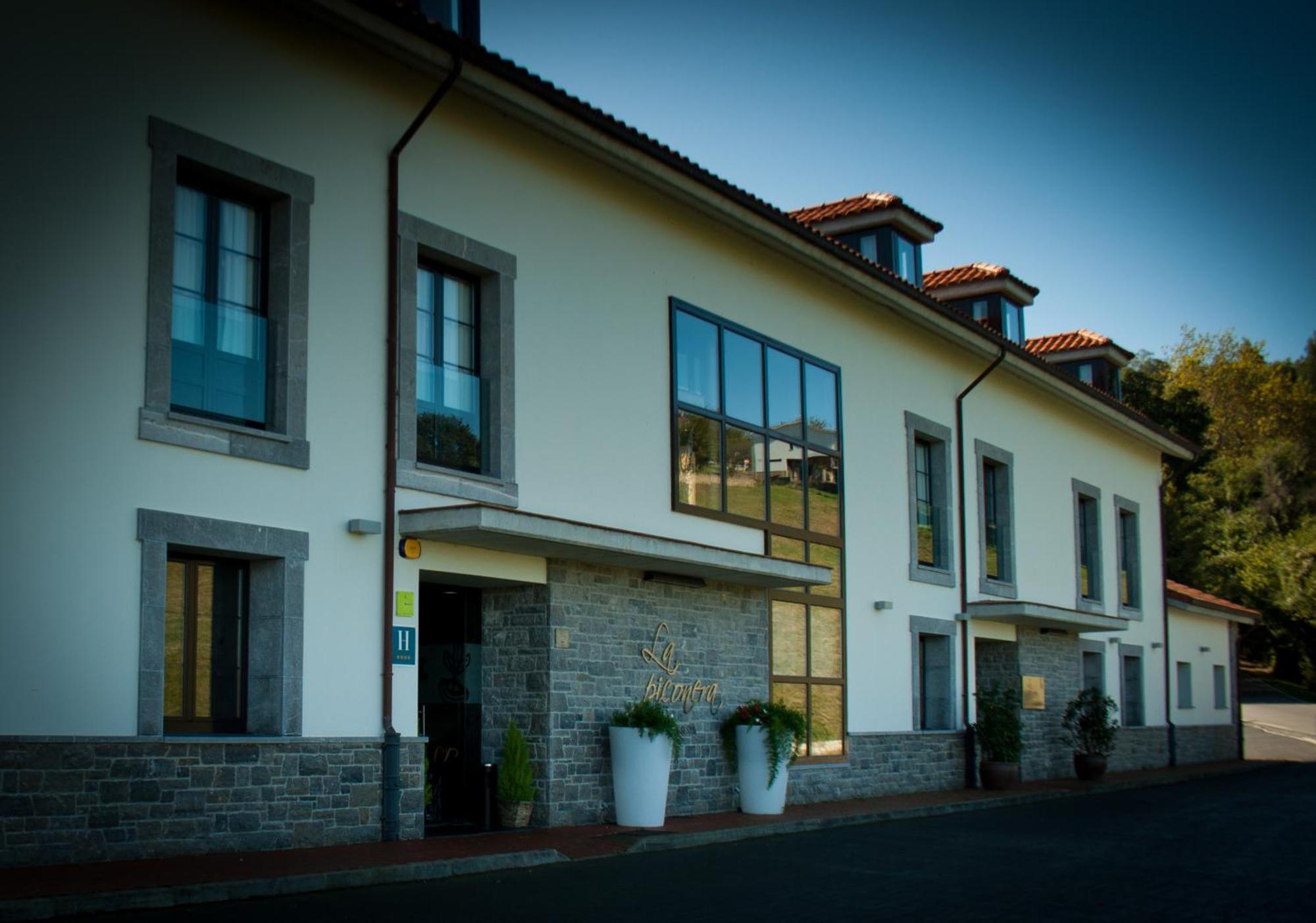 La Piconera Hotel & Spa Sardalla Buitenkant foto