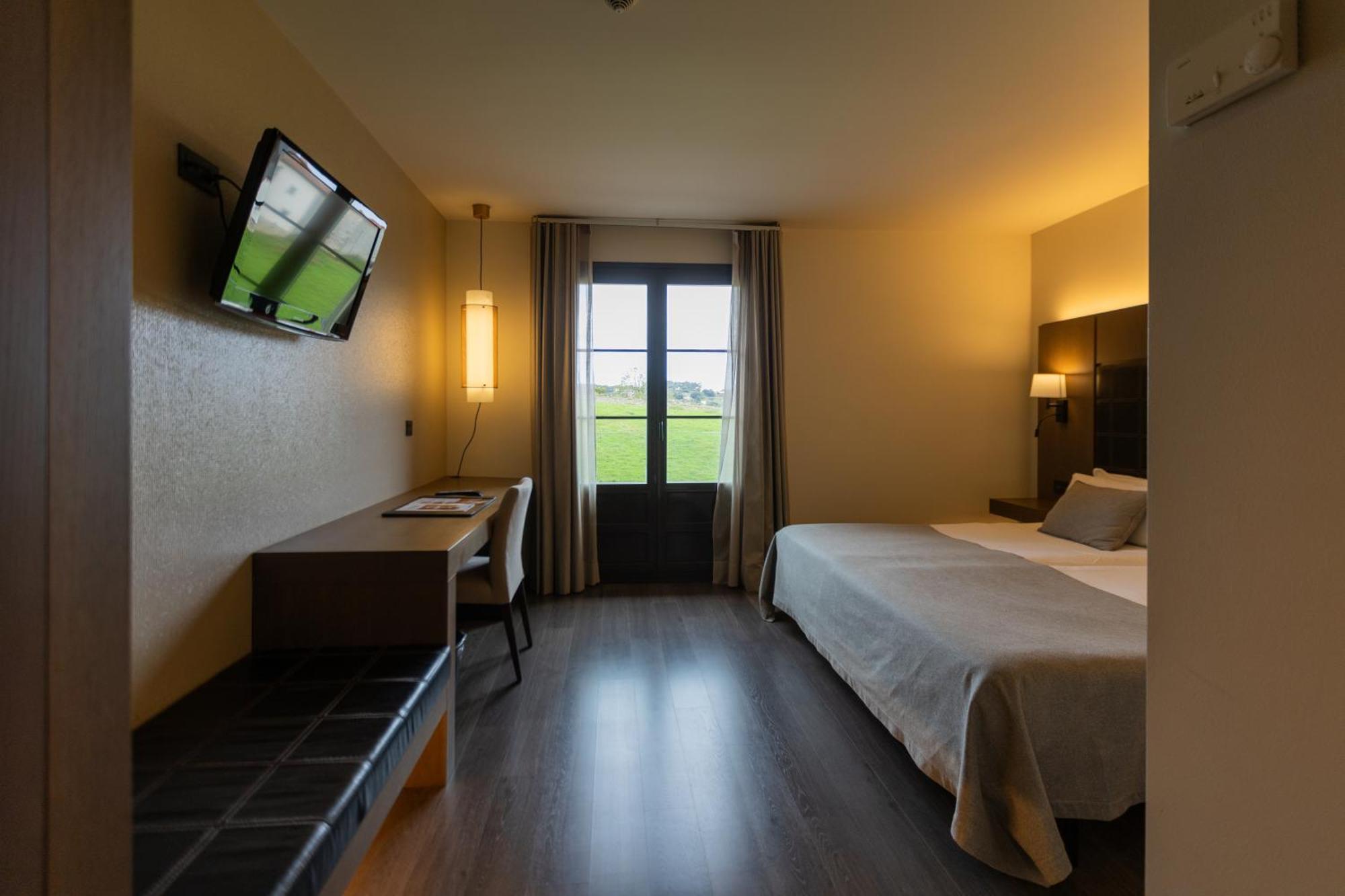 La Piconera Hotel & Spa Sardalla Buitenkant foto