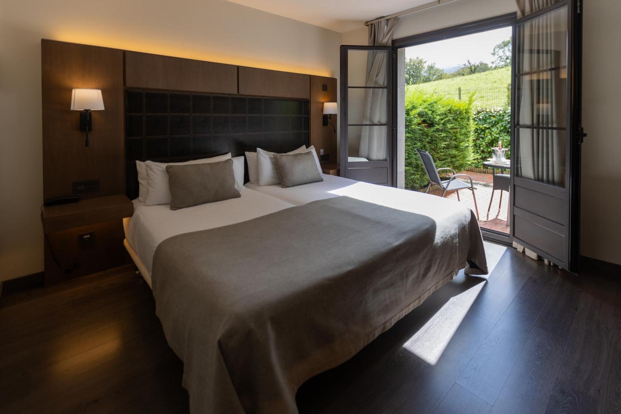 La Piconera Hotel & Spa Sardalla Buitenkant foto